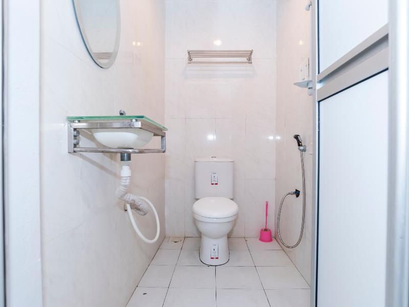 Oyo 1228 R & R Motel Johor Bahru Esterno foto